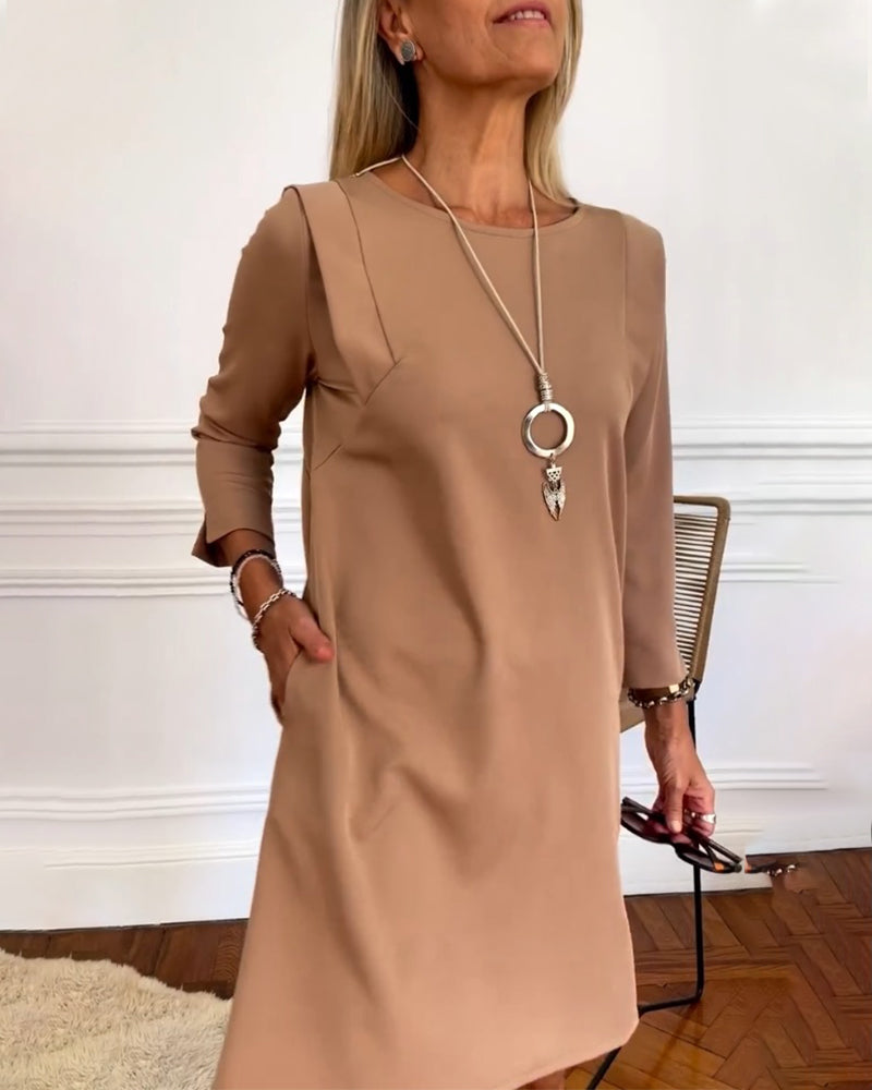 Robe droite élégante à manches longues