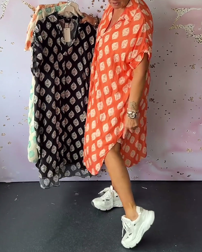 Robe ample à revers et manches courtes
