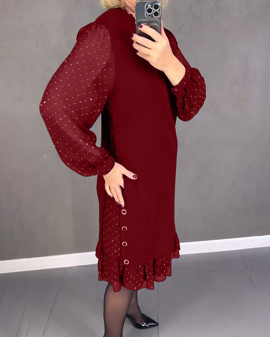 Robe élégante à pois et manches longues