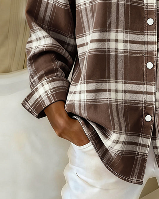 Chemise Avec Motif En Carreaux Et Col Revers