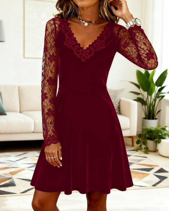 Robe Trapèze En Velours Ornée De Dentelle