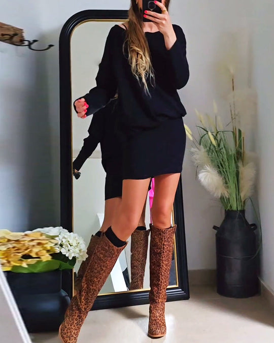 Robe tendance à manches longues et col rond de couleur unie
