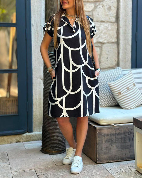 Robe midi imprimée à manches courtes et ligne de revers