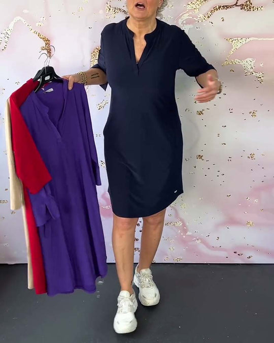 Robe à couleur unie et col en V