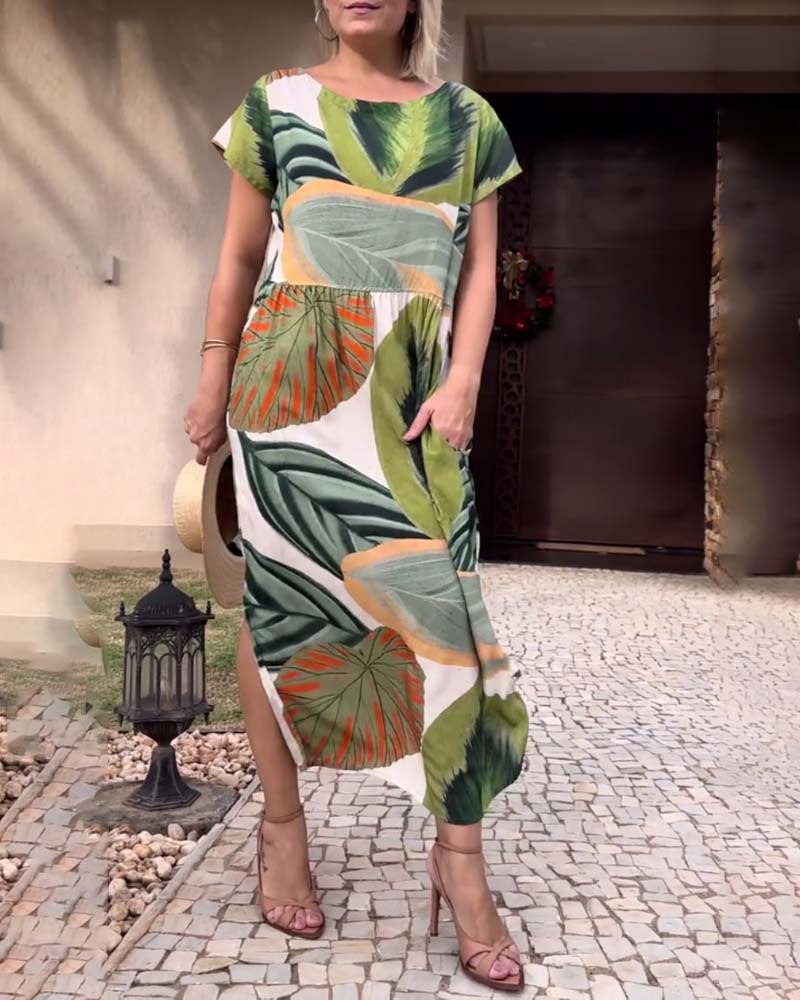 Robe fendue à manches courtes et imprimé feuilles