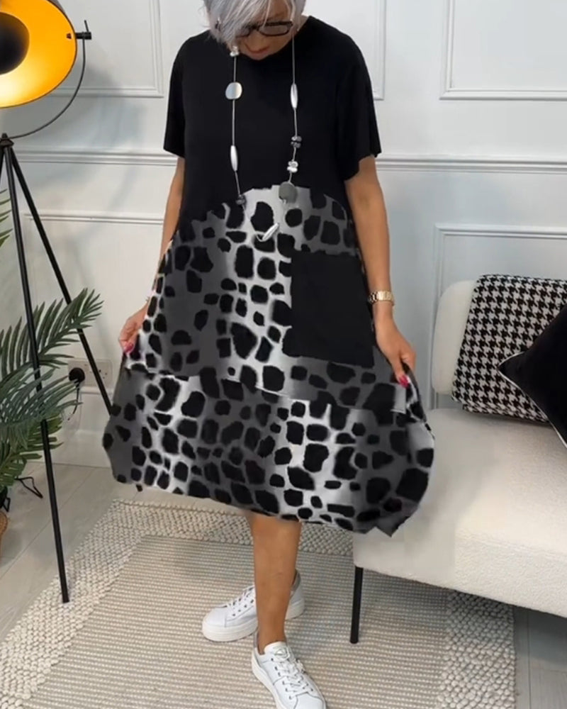 Robe imprimée à manches courtes et col rond